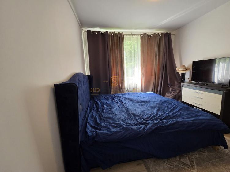Apartament 2 camere decomandat de vanzare, Sos Berceni, Str Moldovita