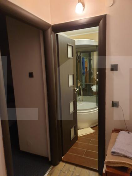 Apartament 3 camere decomandat, centrală și AC, aproape de Piața Fratii Buzesti