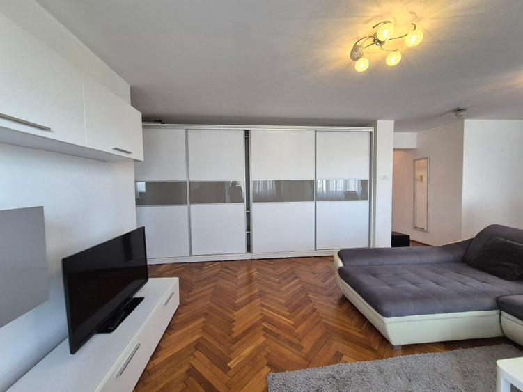 Apartament deosebit: zona Circumvalatiunii ideal pentru cei ce lucreaza de acasa