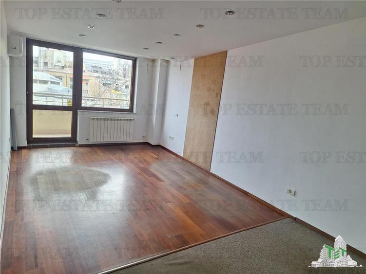 Penthouse etaj 3 si 4 in Dorobanti cu 2 locuri de parcare si boxa