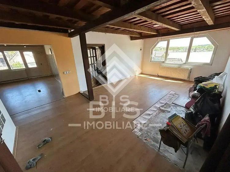Casa spatioasa pe 3 nivele - Sigmir