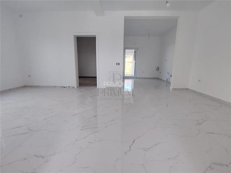 Duplex 3 camere - teren generos - compartimentare excelenta - 3