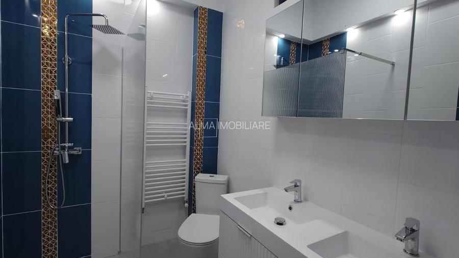 Apartament ultracentral, 80 mp utili, 3 camere, locuita sau birou! - 9