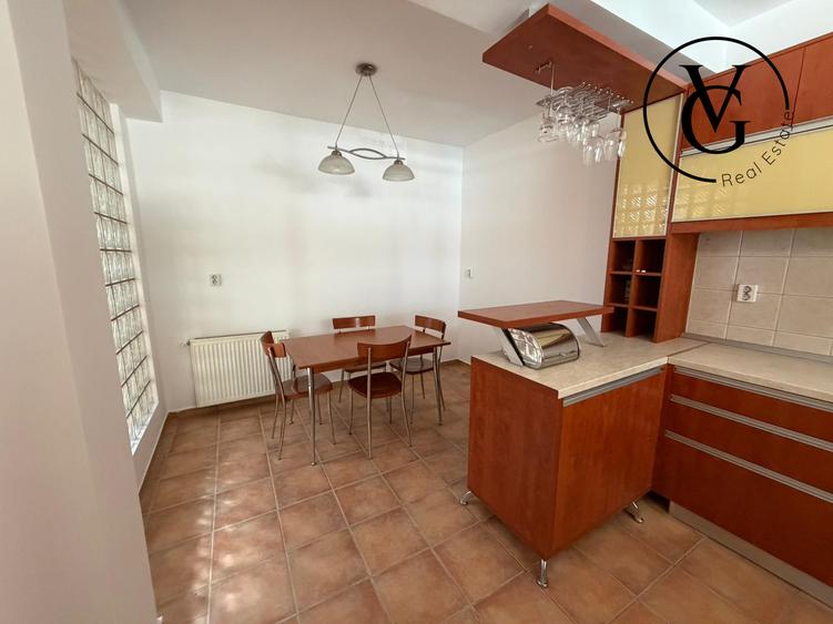 Casa de inchiriat D+ P+1+ Mansarda | Lacul Tei | 6 camere | Garaj
