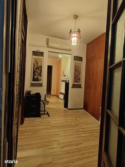 Vanzare Apartament 3 camere | Rahova - Barca