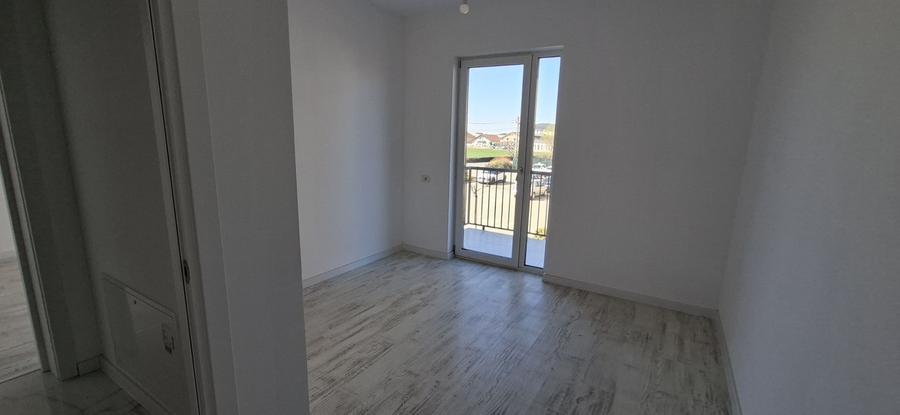 Apartament cu 3 camere si un loc de parcare