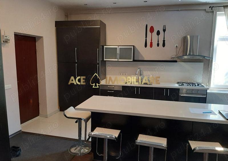 4 Camere | Piata Unirii | Proximitate Metrou | Renovat |Loc de Parcare