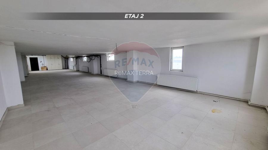 Clădire mixtă de vânzare, 1.055 MC, teren 350 mp str. Fabricii BM - 8