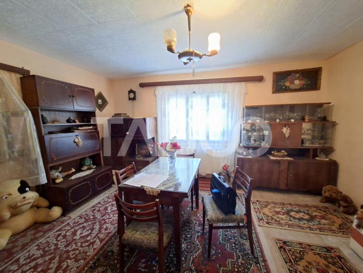 Casa cu 6 camere 720 mp teren in sat Bungard din judetul Sibiu