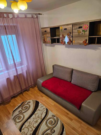 Apartament 2 camere, str.Smirodava, de inchiriat