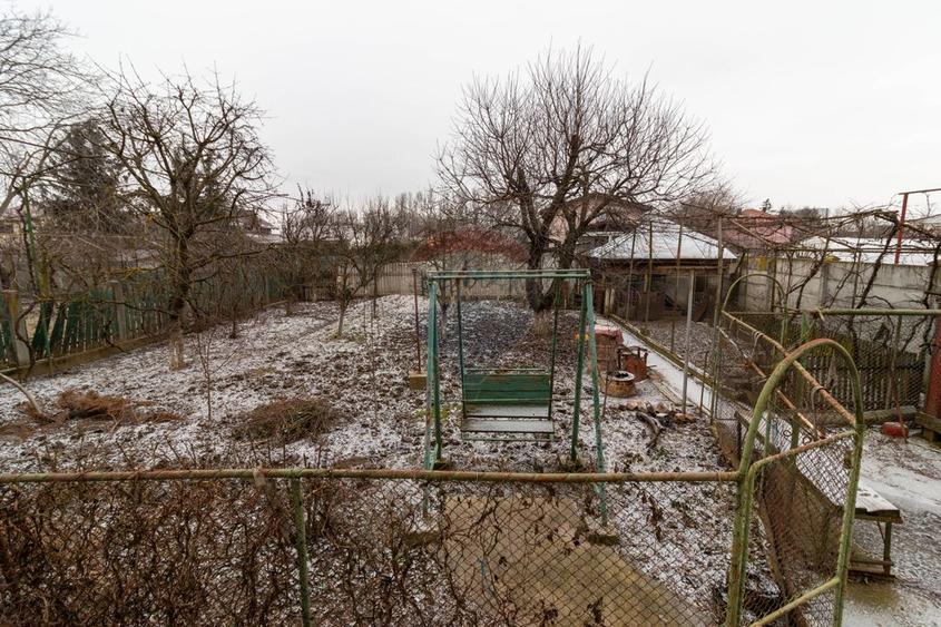 Vila cu 7 camere de vanzare in zona Centrala Aleea Grivitei Roman
