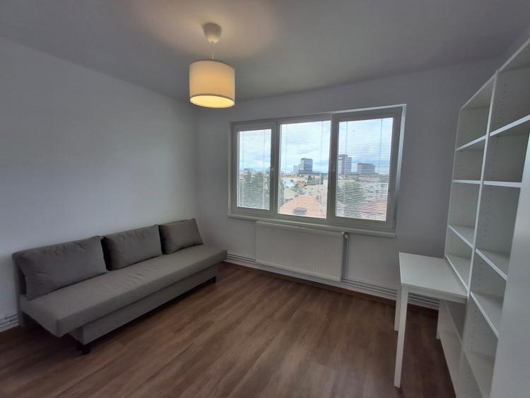 Apartament 3 camere zona centrala, complet utilat si mobilat