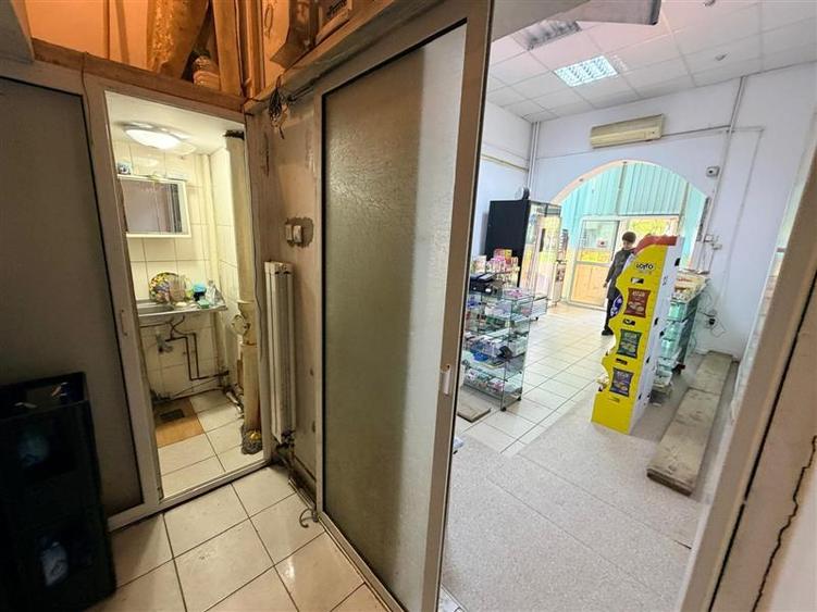 Spatiu comercial de inchiriat Alexandru cel Bun Parcul Voievozilor