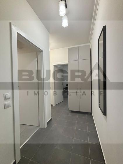 Apartament 3 camere, 2 dormitoare, 2 bai, parcare, zona C. Turzii