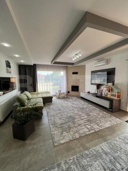 Casa cu 4 camere, 150 mp, teren 1000 mp, zona Bercu Rosu