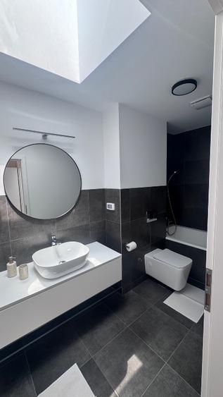 PENTHOUSE EXCLUSIVIST - MOBILAT  - GATA DE MUTARE