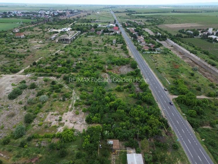 Teren intravilan 10,301mp Marasesti / DN E85 - 6