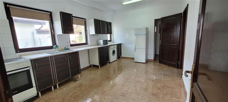 Vila premium 333 mp utili, teren 1.008 mp,Cristian,comision 0