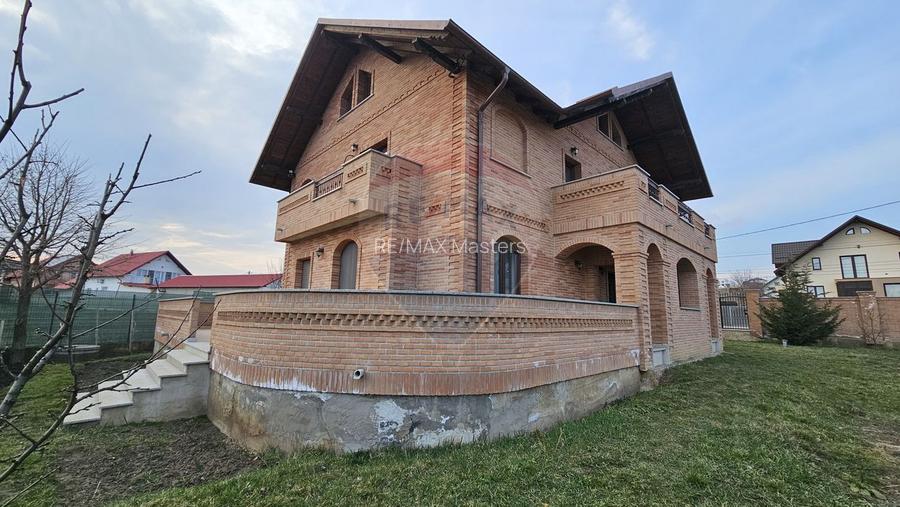 Casă / Vilă de lux, Scheia, Suceava - 2