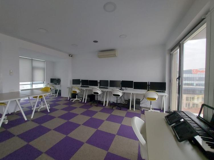 Penthouse Caderea Bastiliei