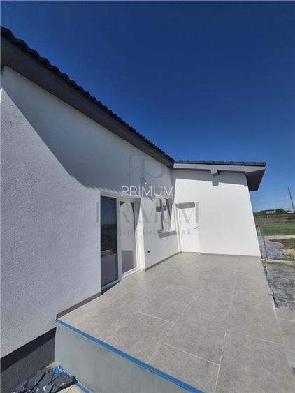 NOU - DUPLEX PE PARTER CU POTENTIAL DE MANSARDARE IN ZONA FOARTE BUNA - 5
