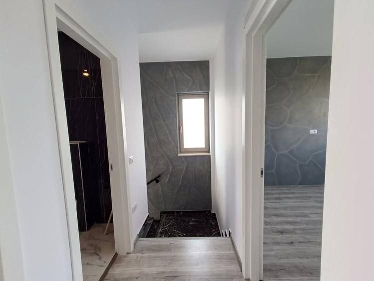 Casă cvadruplex, 4 camere — Zona Rediu, Iași | Comision 0%