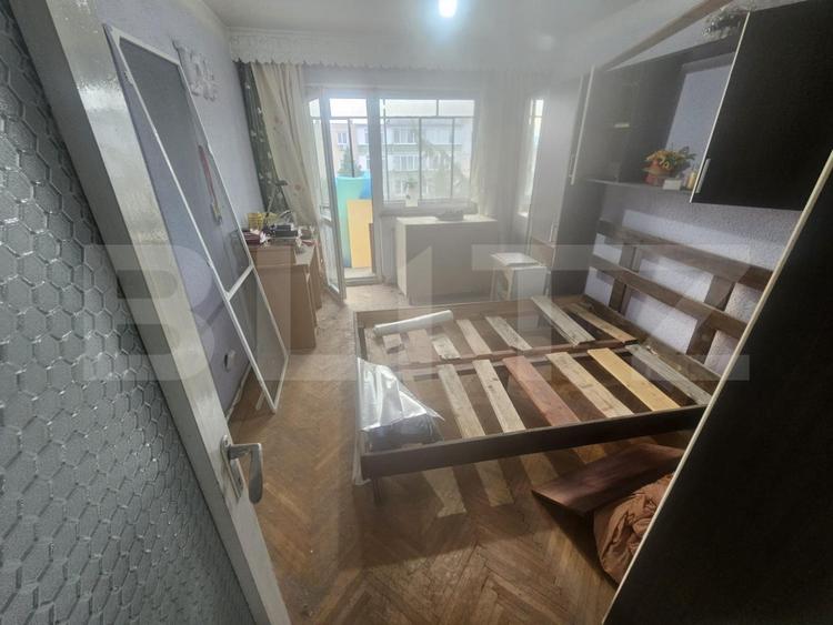 Apartament cu 2 camere, 55 mp, etajul 4, cu balcon și centrală - Deva