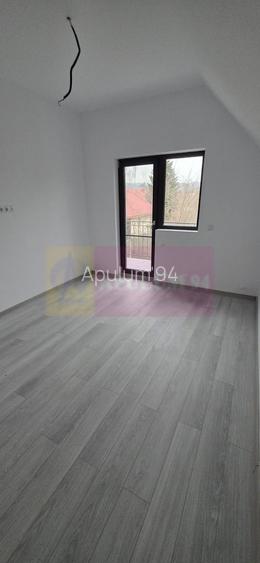 Vila de vanzare cu 4 camere in Brebu - 23