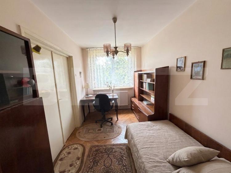 Apartament Scoala 24, 75,5 mp, 4 camere, decomandat
