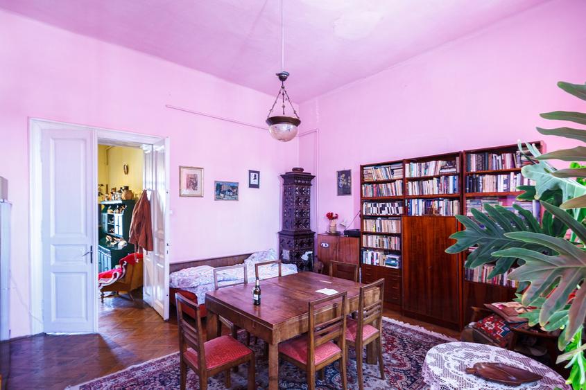 Ultracentral, apartament 4 camere, Imobil de epoca