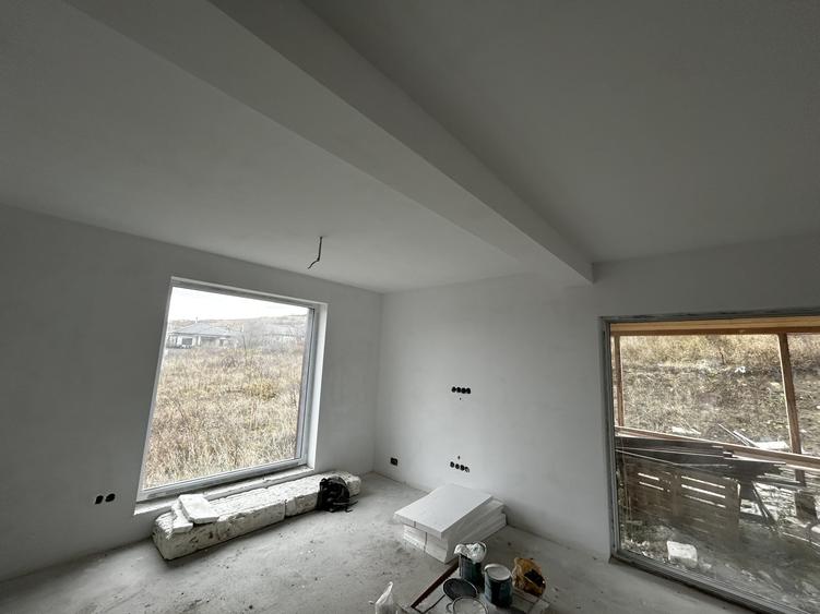 Casa Individuala in Chinteni 700mp teren zona str Crangului