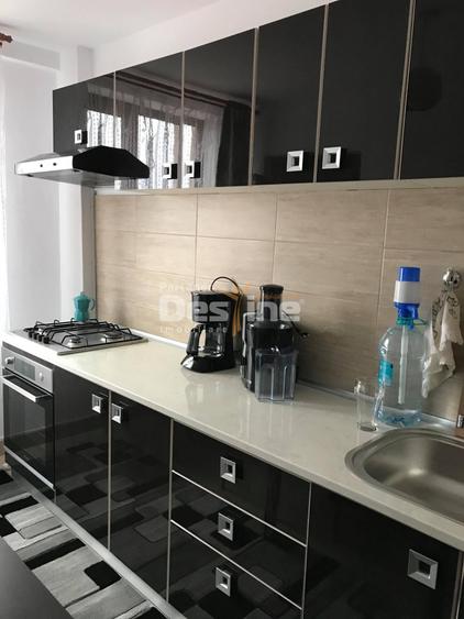 Vindem apartament 3 camere Ocna Șugatan 68 mp