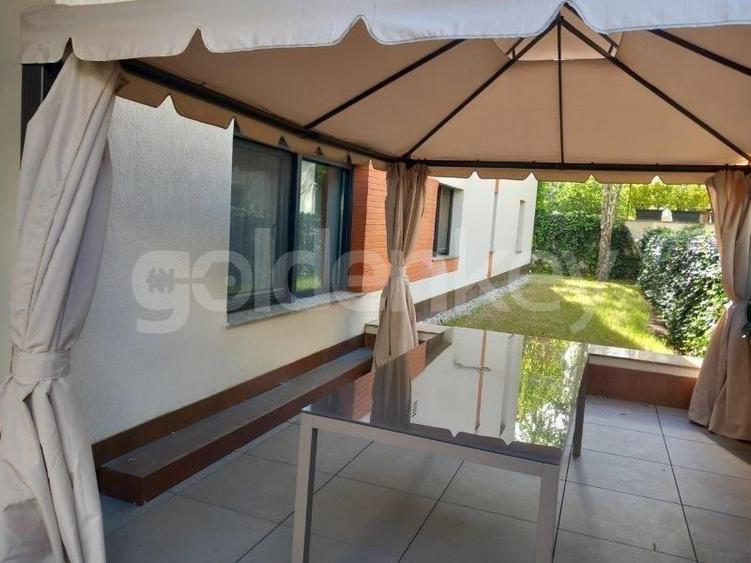 Apartament cu 4 camere si gradina in complex rezidential