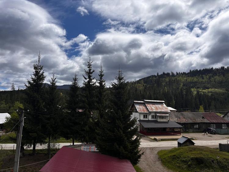 Casa Individuala, de vanzare, 360 mp, zona Piatra Fantanele