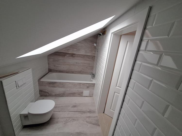 Apartament cu 3 camere- 71 mp utili-bucatarie inchisa- Pozitie excelenta-Chisoda