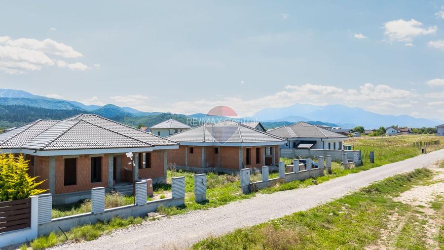 Casă individuală pe un singur nivel, la roșu, teren 500 mp – Cristian - 24