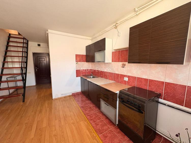 Garsonieră compartimentată pe 2 niveluri in zona Terezian - 3