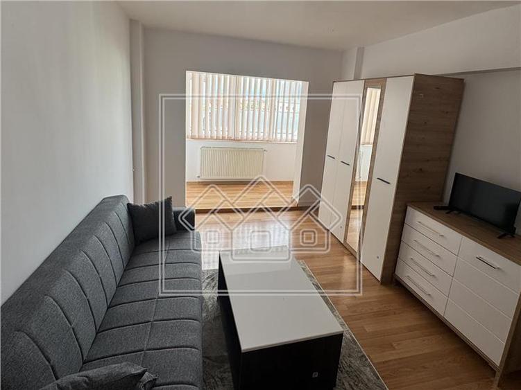 Apartament de inchiriat in Sibiu - 2 camere - decomandat zona buna