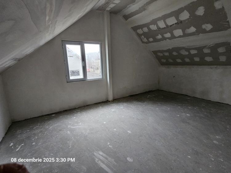 Vila in centrul localitatii Lumina