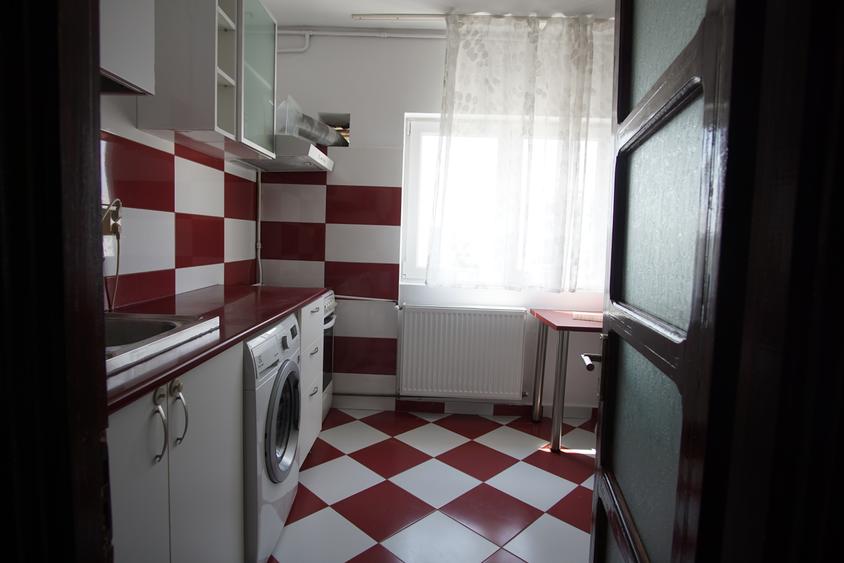Metrou Dristor | Loc de parcare | Bloc mixt | Garsoniera decomandata