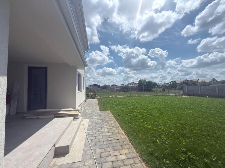 Casa Mediteraneana Individuala - 350.000 euro - Mosnita Noua