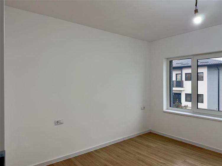Duplex in rediu, intabulat