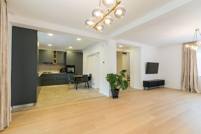 Casa P+1 in Tunari | 113 mp utili | Teren 345 mp | Mobilata si utilata complet