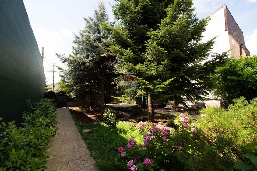 Apartament 3 camere, 2 bai de vânzare în zona Metrou Grivita, Sector 1