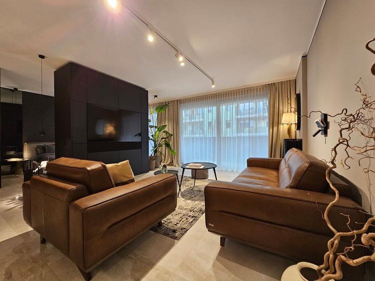 Apartament 2 camere, etaj 4 din 6, ultrafinisat, zona Iulius Mall