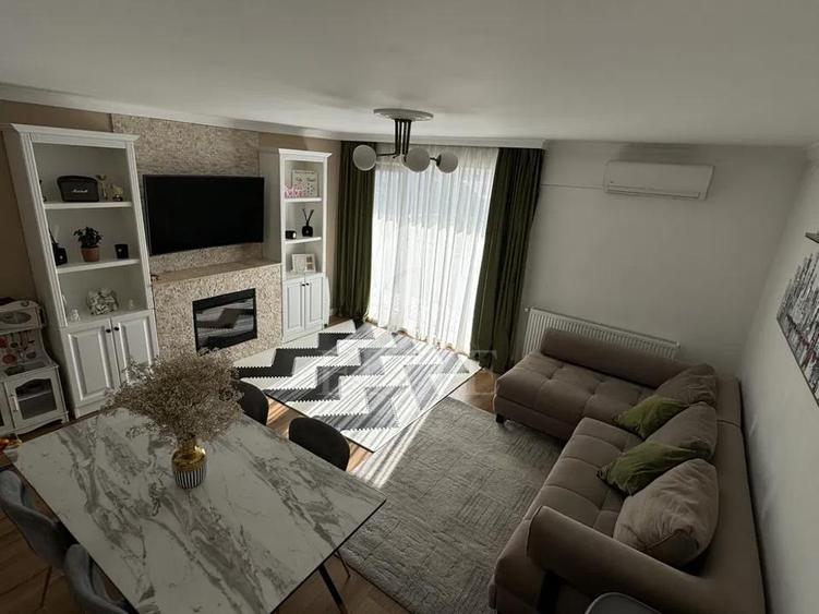Apartament 3 camere în zona CALEA TURZII