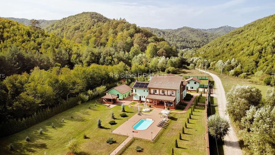 PROPRIETATE DEOSEBITA - LIZIERA PADURII - 39