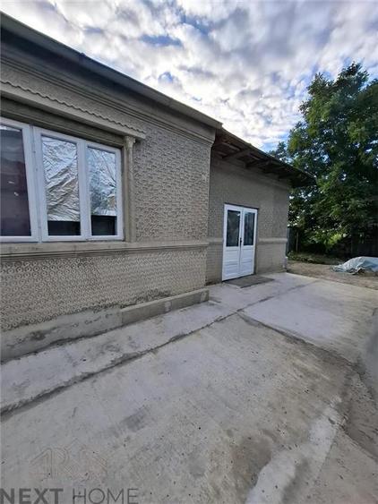 Casa de vanzare Odobesti, 3 camere, teren 1.000 mp, zona de vile