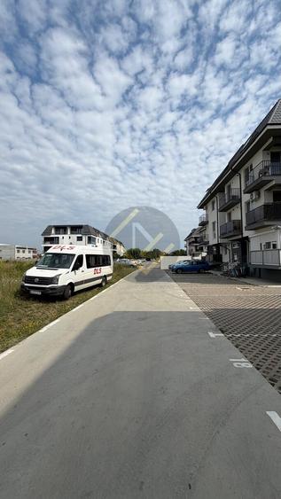 OTOPENI - Prel. 23 August - Vanzare Teren !