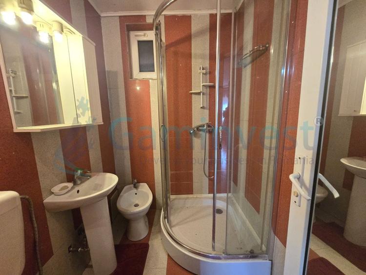 Casa de vanzare cu 3 camere, Les, Oradea, Bihor